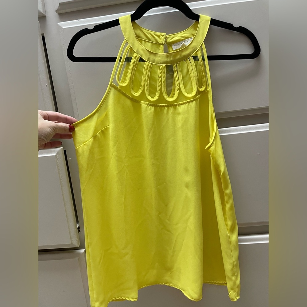 Current Air Bright and Yellow Top Small
